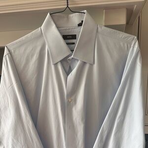 Hugo Boss dress shirt - regular fit